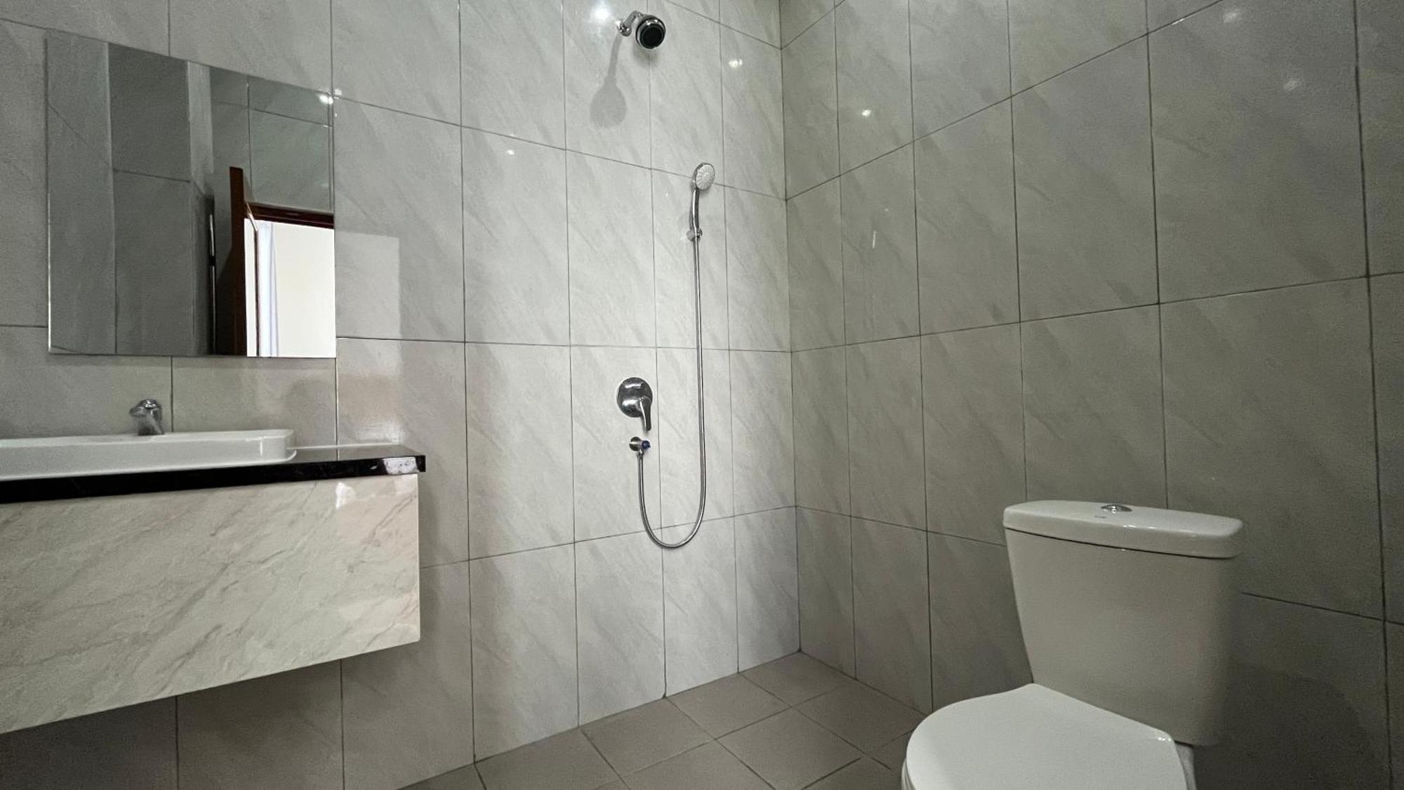 Reddoorz Premium At Jalan Diponegoro Lampung Hotel Bandar Lampung Exterior photo