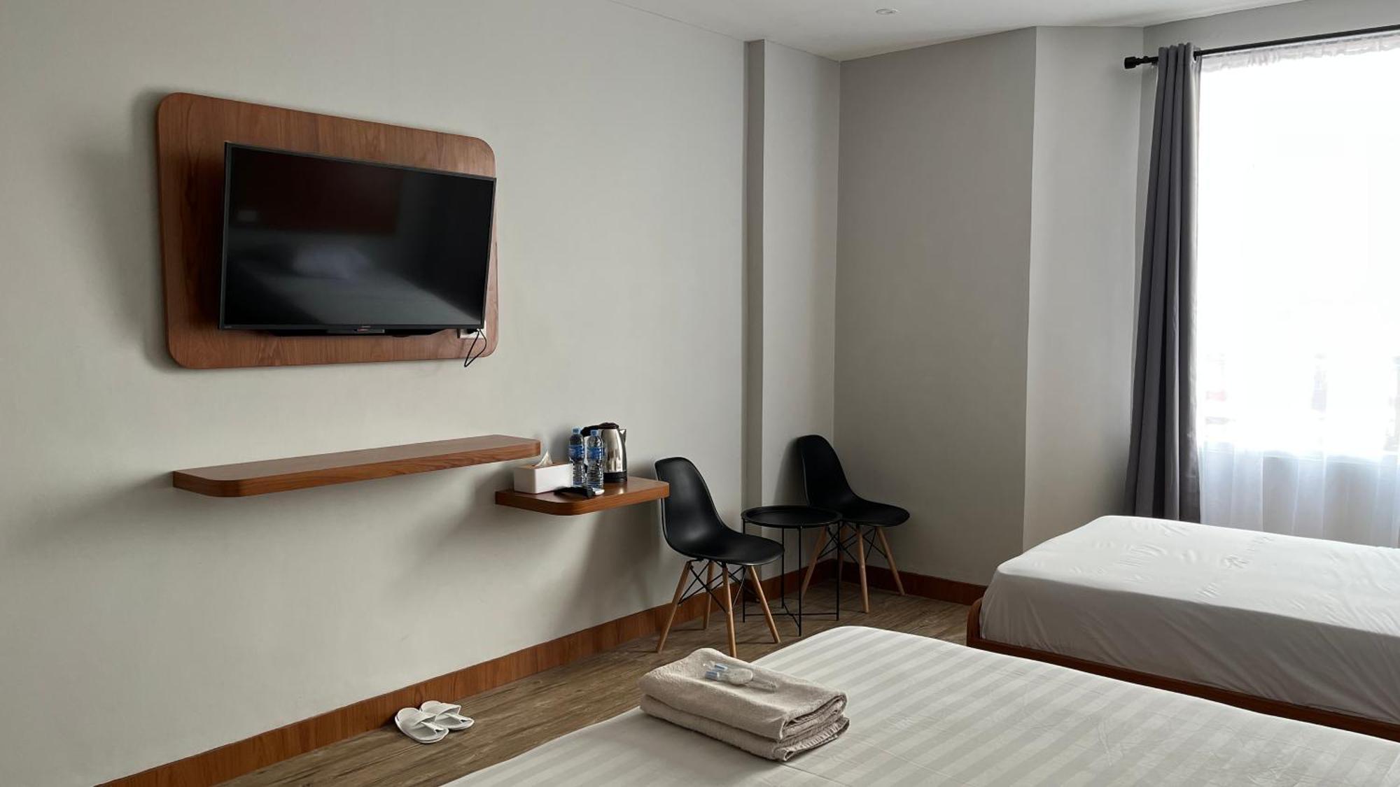 Reddoorz Premium At Jalan Diponegoro Lampung Hotel Bandar Lampung Exterior photo